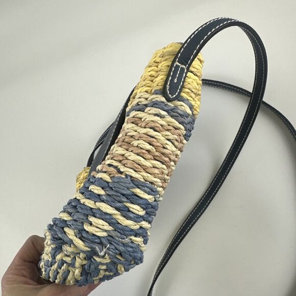 Universal Thread Straw Purse Flap Snap Blue Faux Leather Yellow Striped Small - Picture 2 of 14